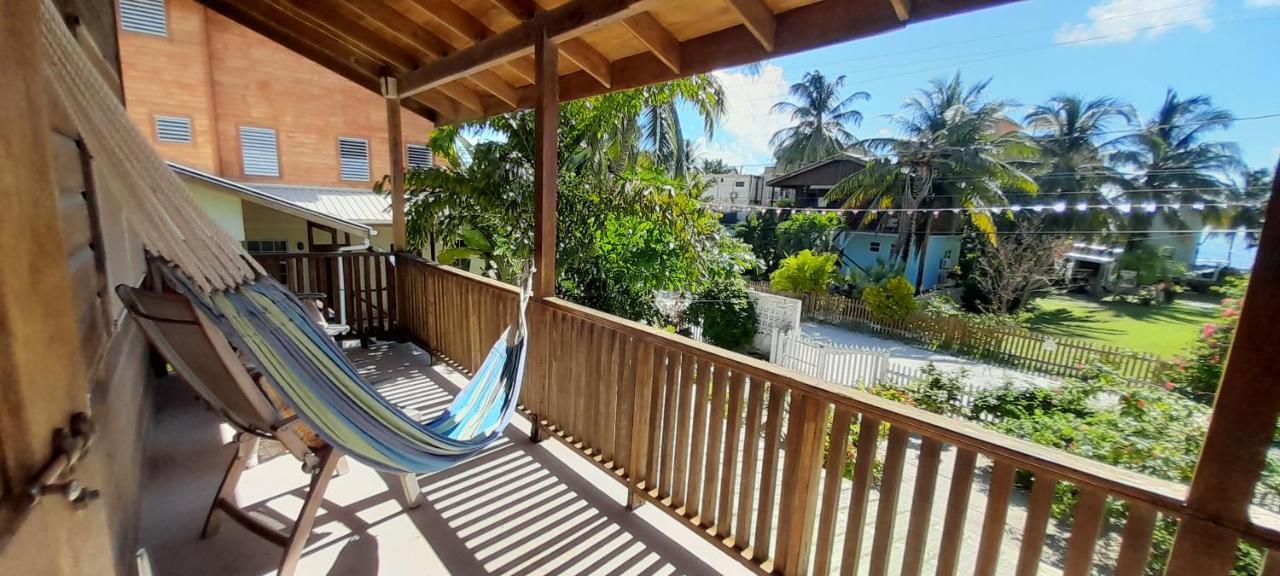 Amanda'S Place Casa Amancer - Sea View, Pool And Tropical Garden Кей-Колкер Экстерьер фото